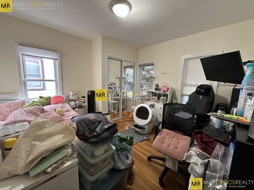 https://ygl-photos.s3.us-west-004.backblazeb2.com/75W67f55d29654f3.jpg