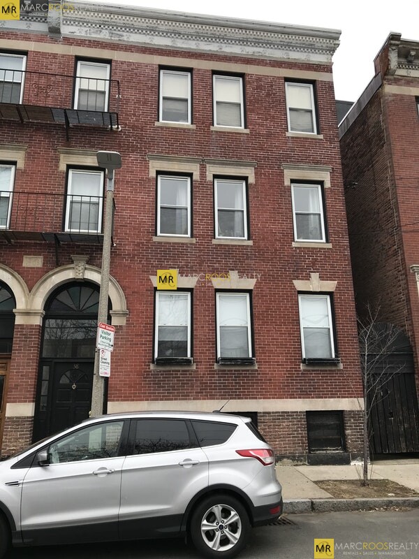 Photo 8 of Frankfort St. Unit 3