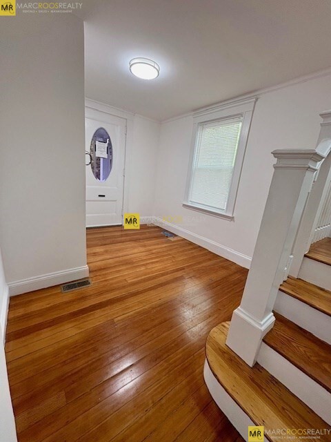 https://ygl-photos.s3.us-west-004.backblazeb2.com/75W6818d166ef873.jpg