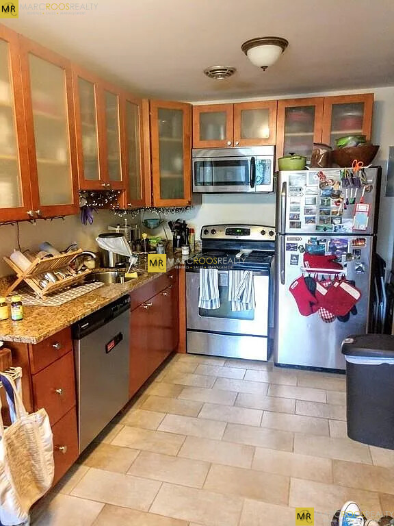 https://ygl-photos.s3.us-west-004.backblazeb2.com/75W6830b360869be.jpg