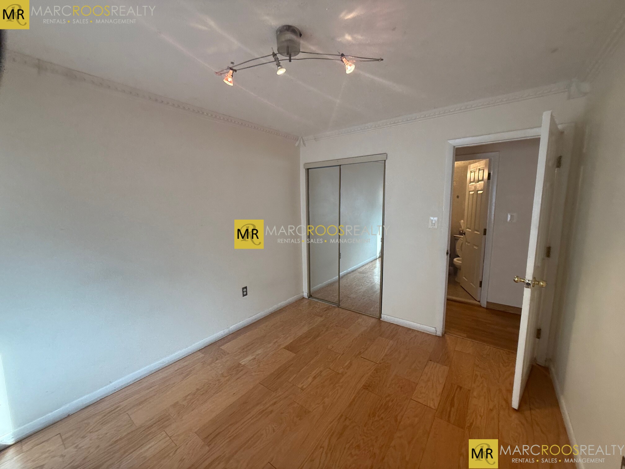 Photo 18 of Bennington St. Unit 5