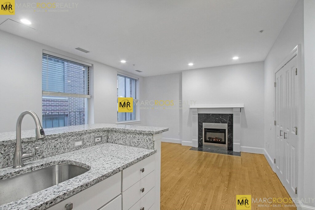 Photo 2 of Boylston St. Unit 8 [NO ADS]
