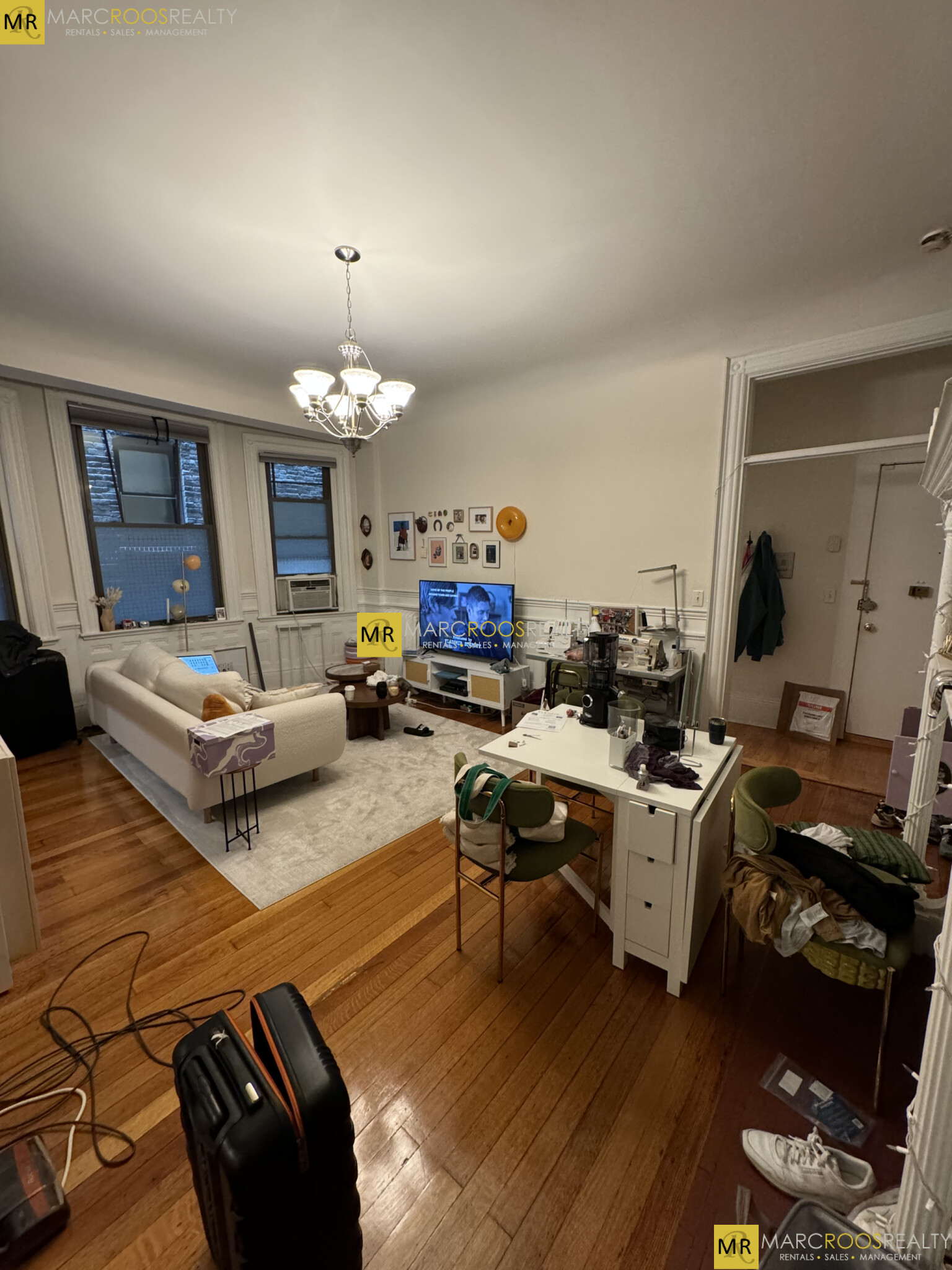 https://ygl-photos.s3.us-west-004.backblazeb2.com/75W684724cd99387.jpg