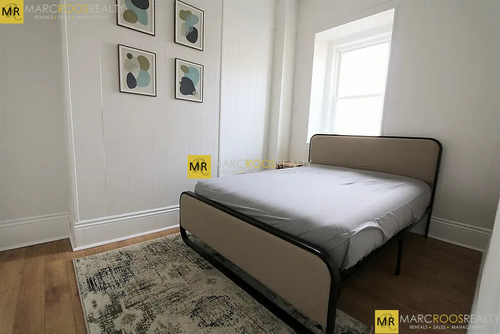 Photo 8 of Washington Ave. Unit 2