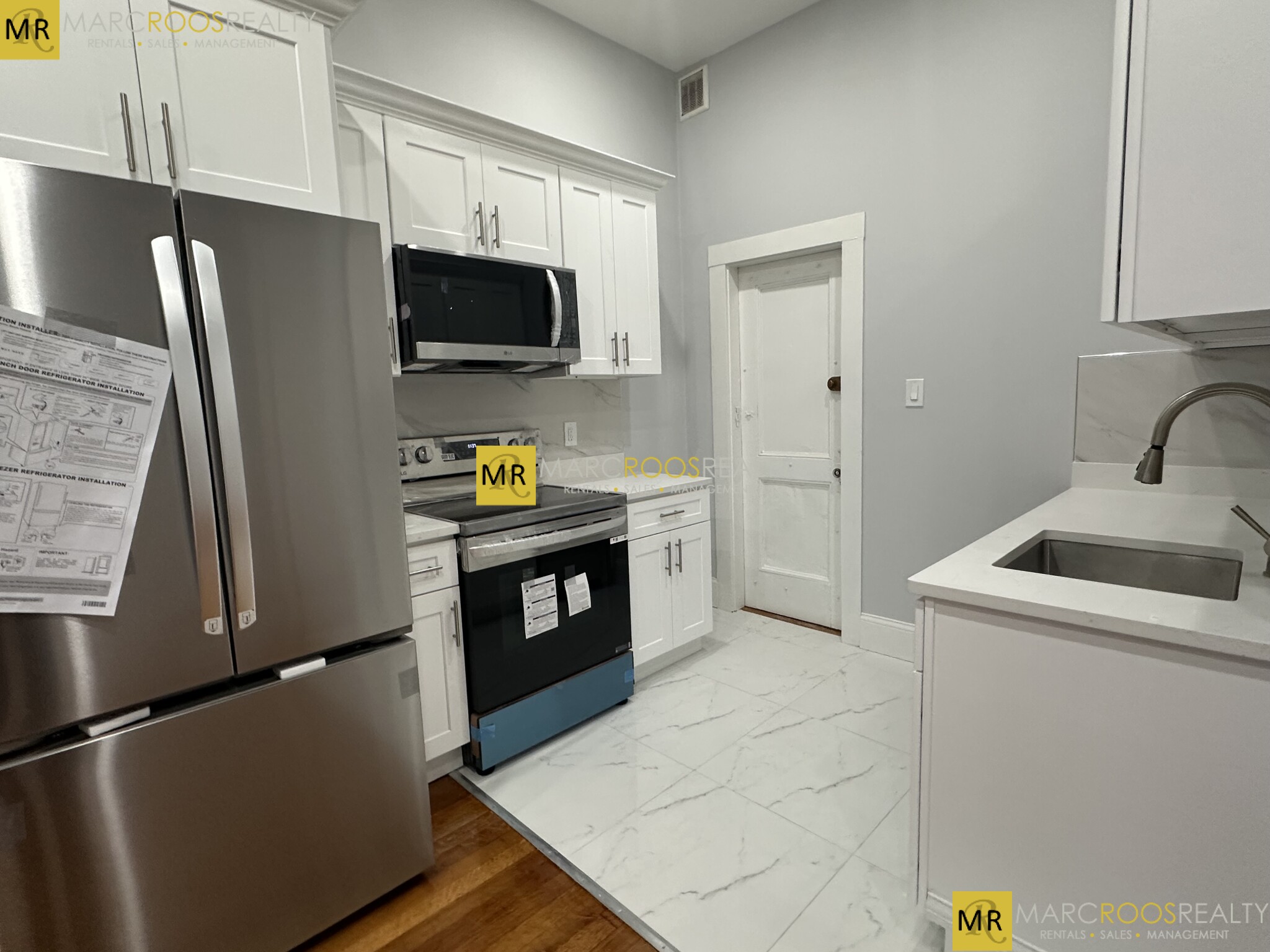 Photo 4 of 474 Commonwealth Ave. Unit 2