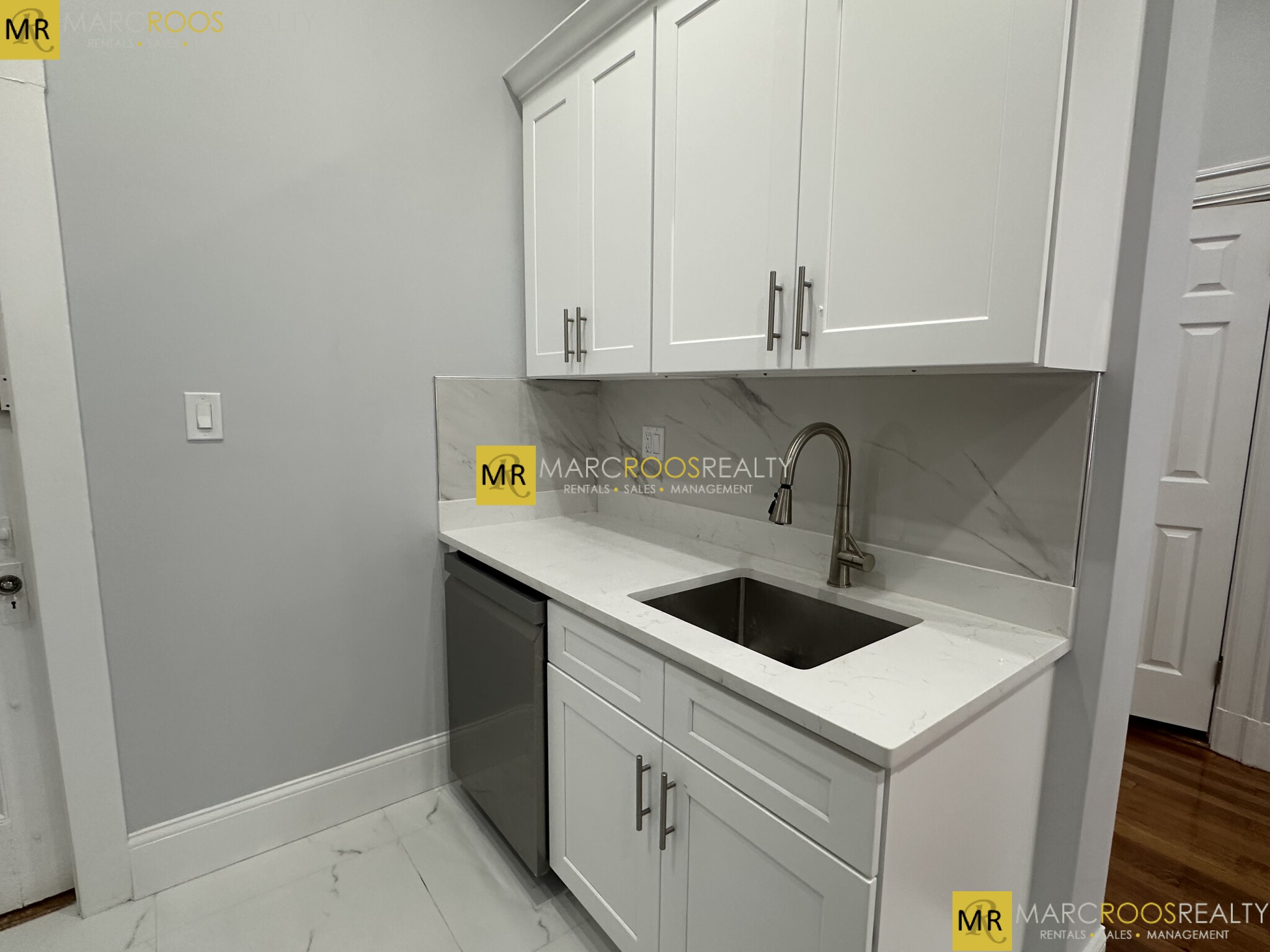 Photo 5 of 474 Commonwealth Ave. Unit 2