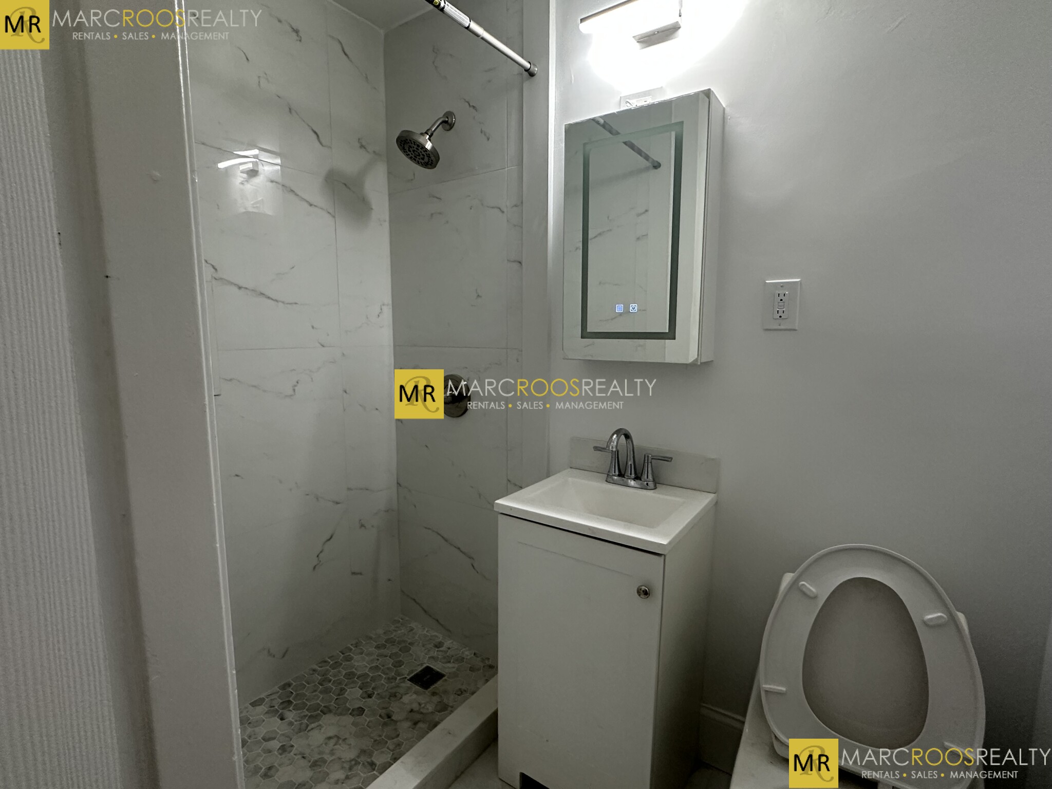 Photo 11 of 474 Commonwealth Ave. Unit 2