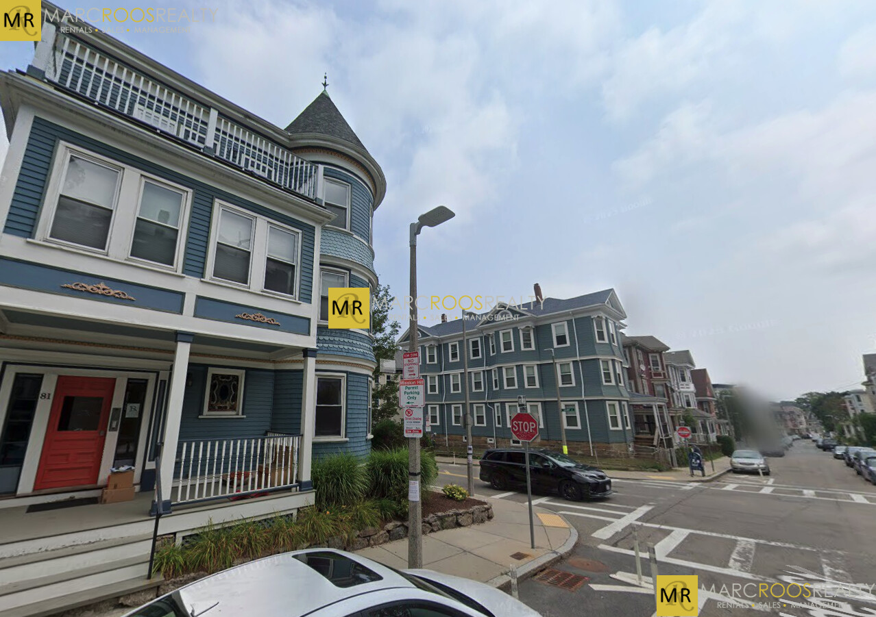 Hillside St. Unit 2, Boston
