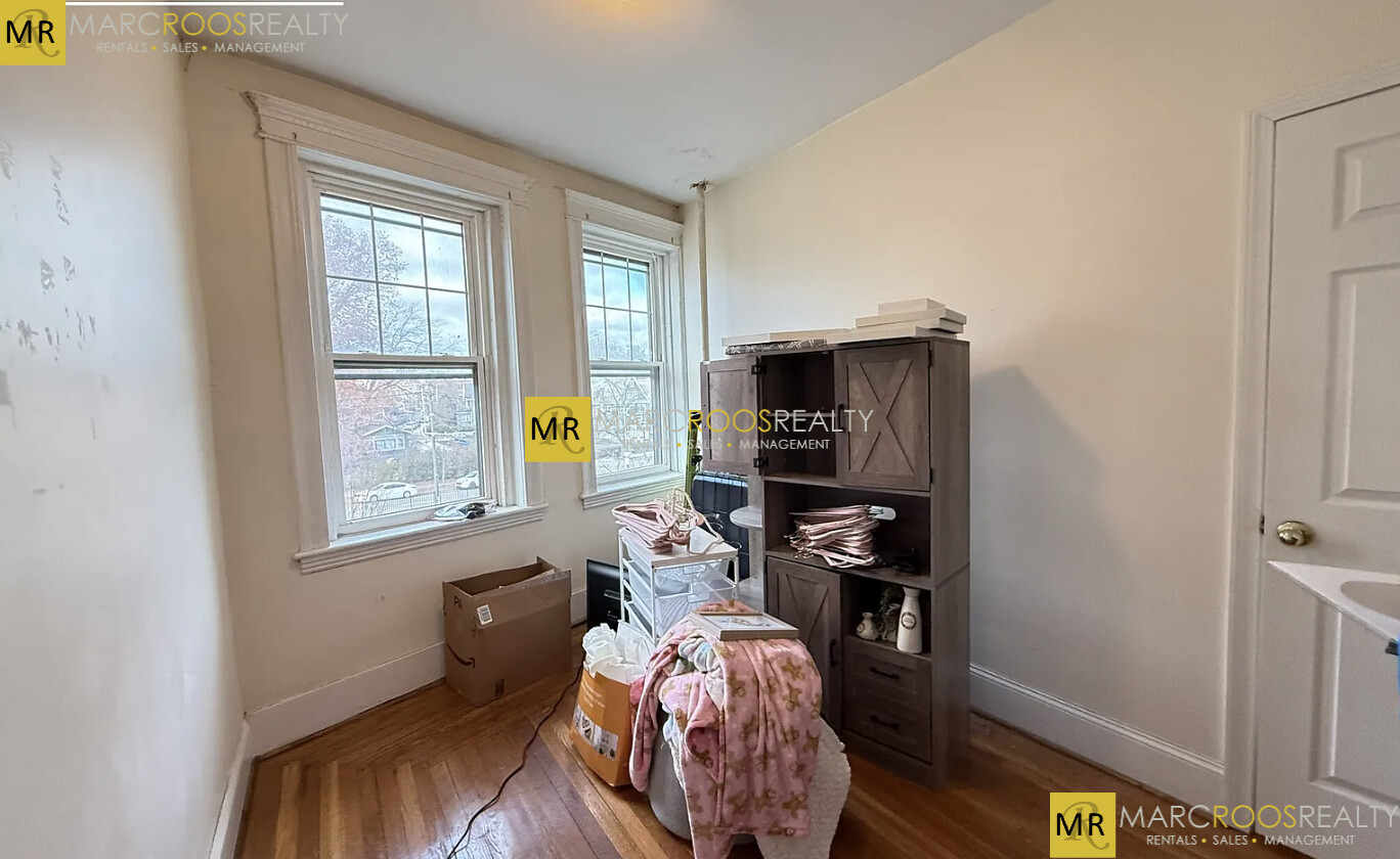 Photo 5 of Commonwealth Ave. Unit 5