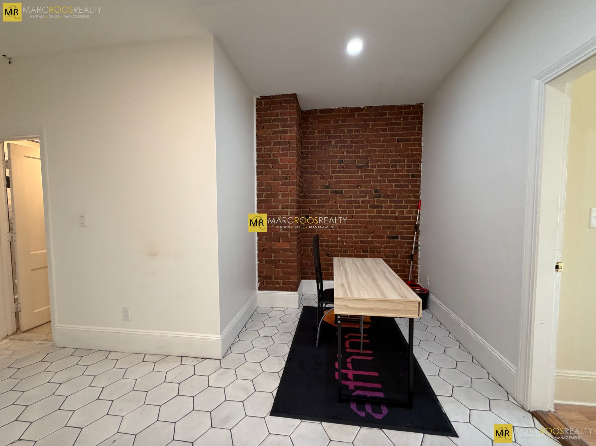 Photo 6 of Park Vale Ave. Unit 9