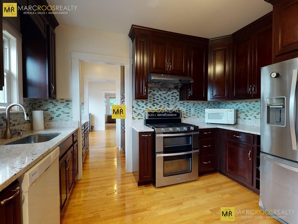 Photo 2 of 195 Lake St. Unit 2