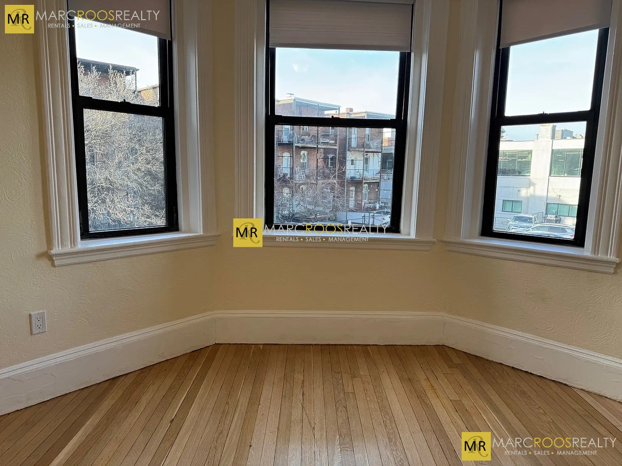 Photo 2 of Commonwealth Ave. Unit 33