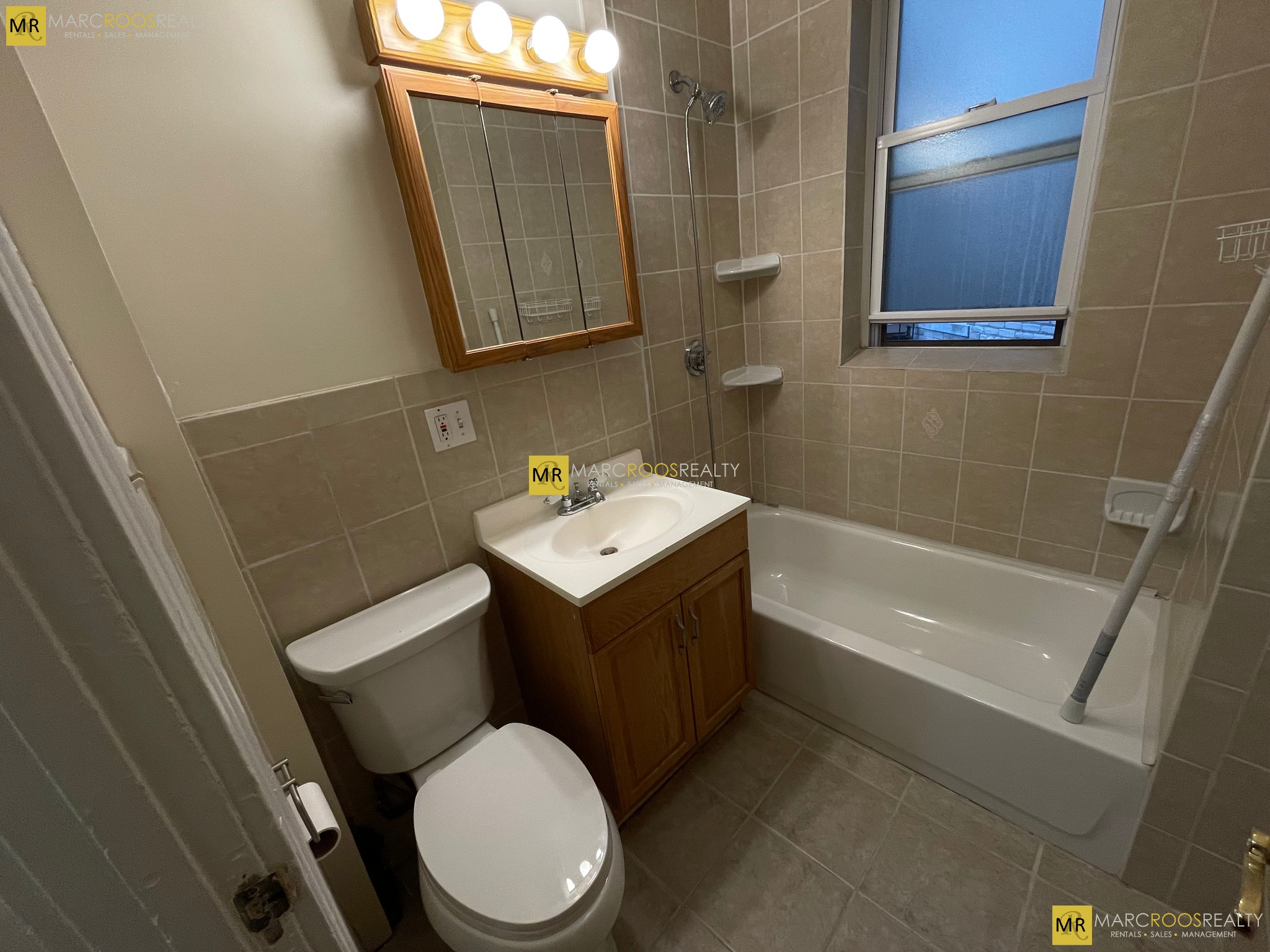 Photo 9 of Riverway Unit 7