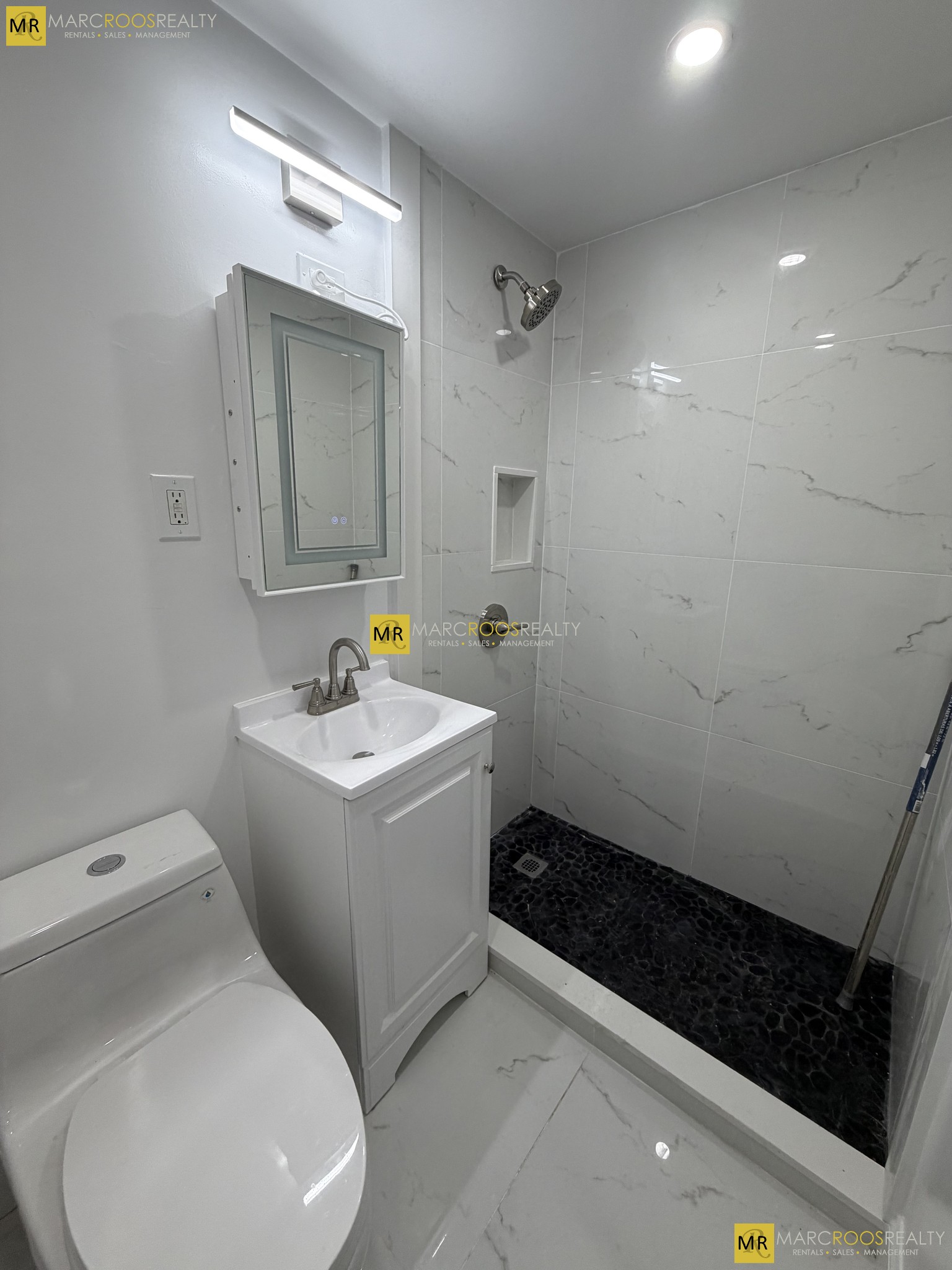 Photo 8 of Commonwealth Ave. Unit 6
