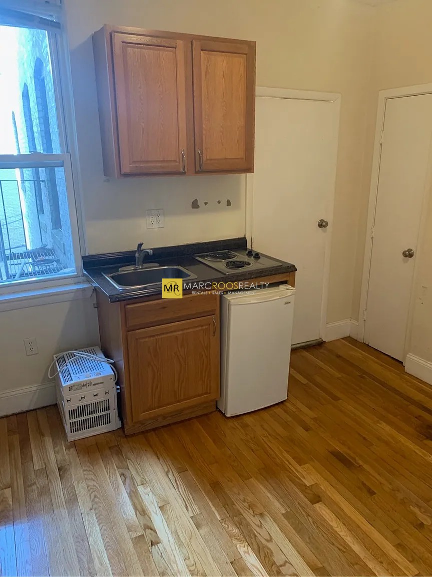 Photo 2 of South Huntington Unit 304