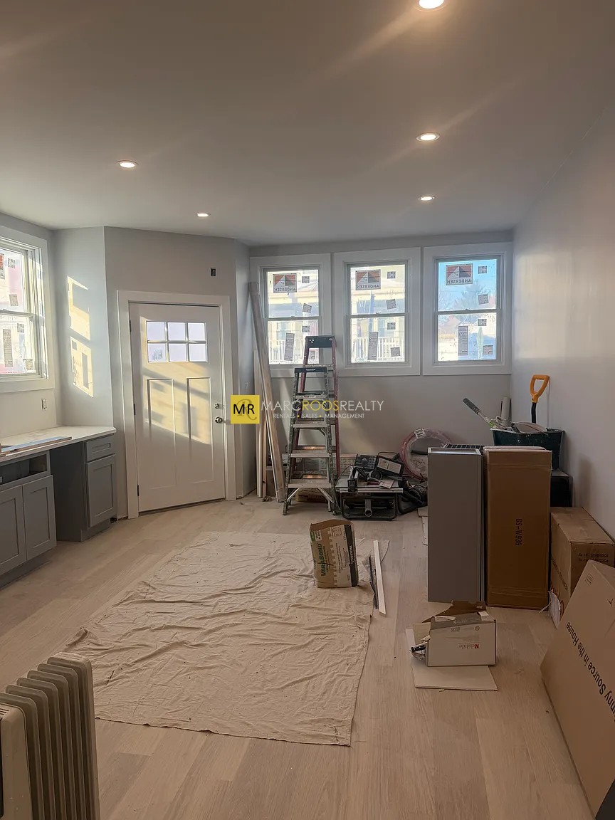 Photo 6 of Winthrop St. Unit [NO ADS]