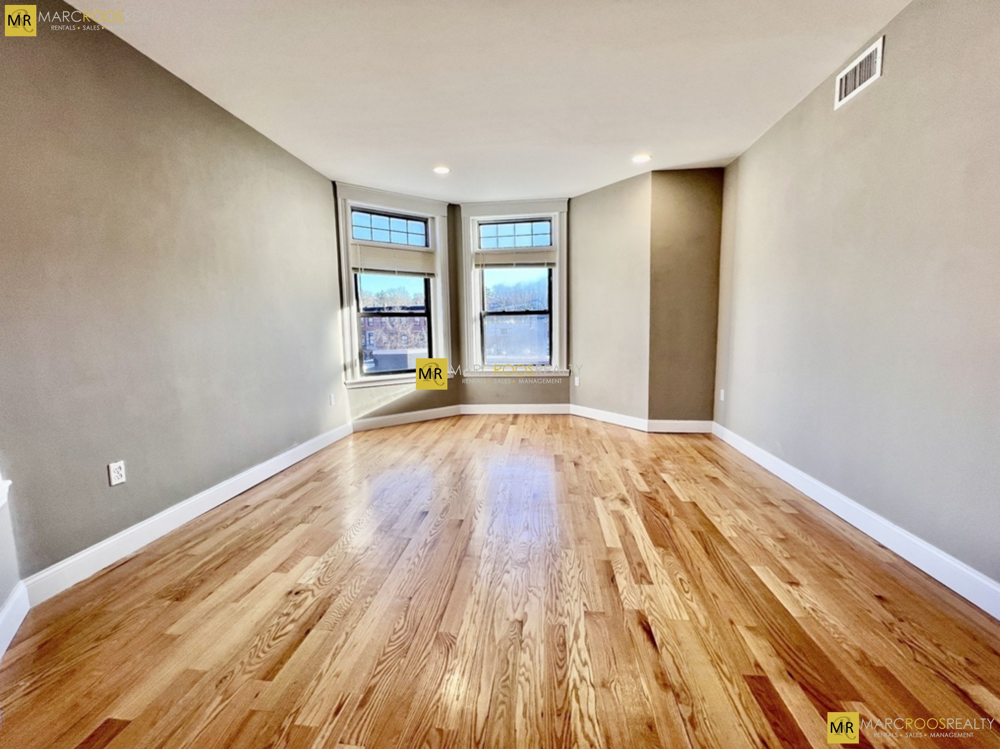 Photo 8 of Beacon St. Unit 2