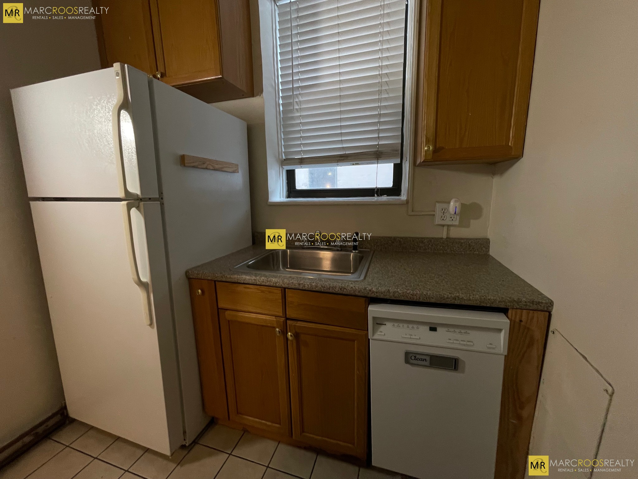 Photo 11 of Charlesgate East Unit J4