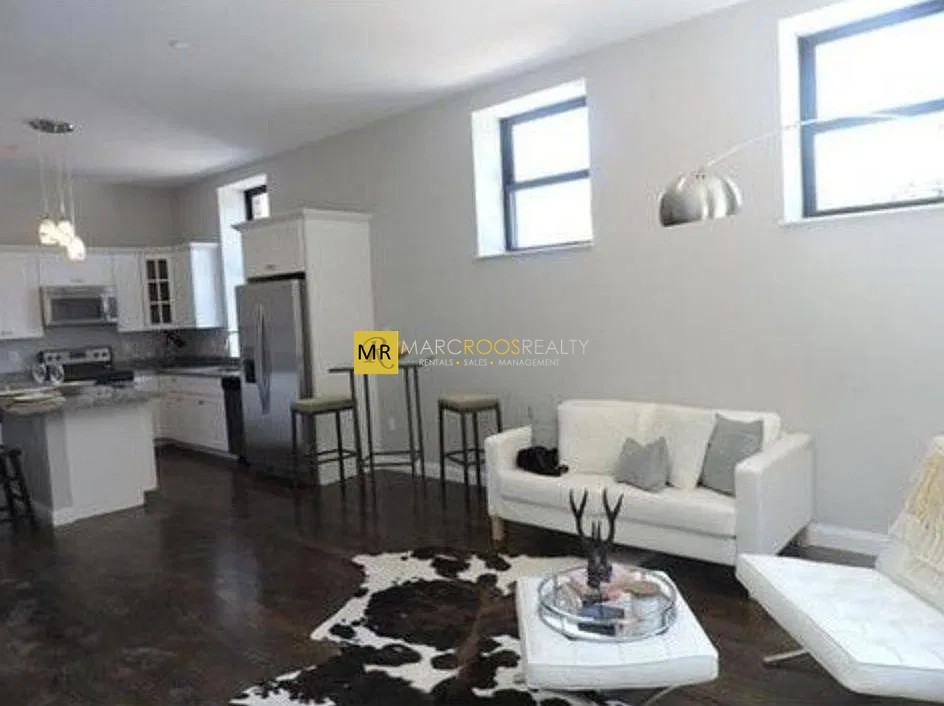 Photo 4 of Merrymount Unit 105