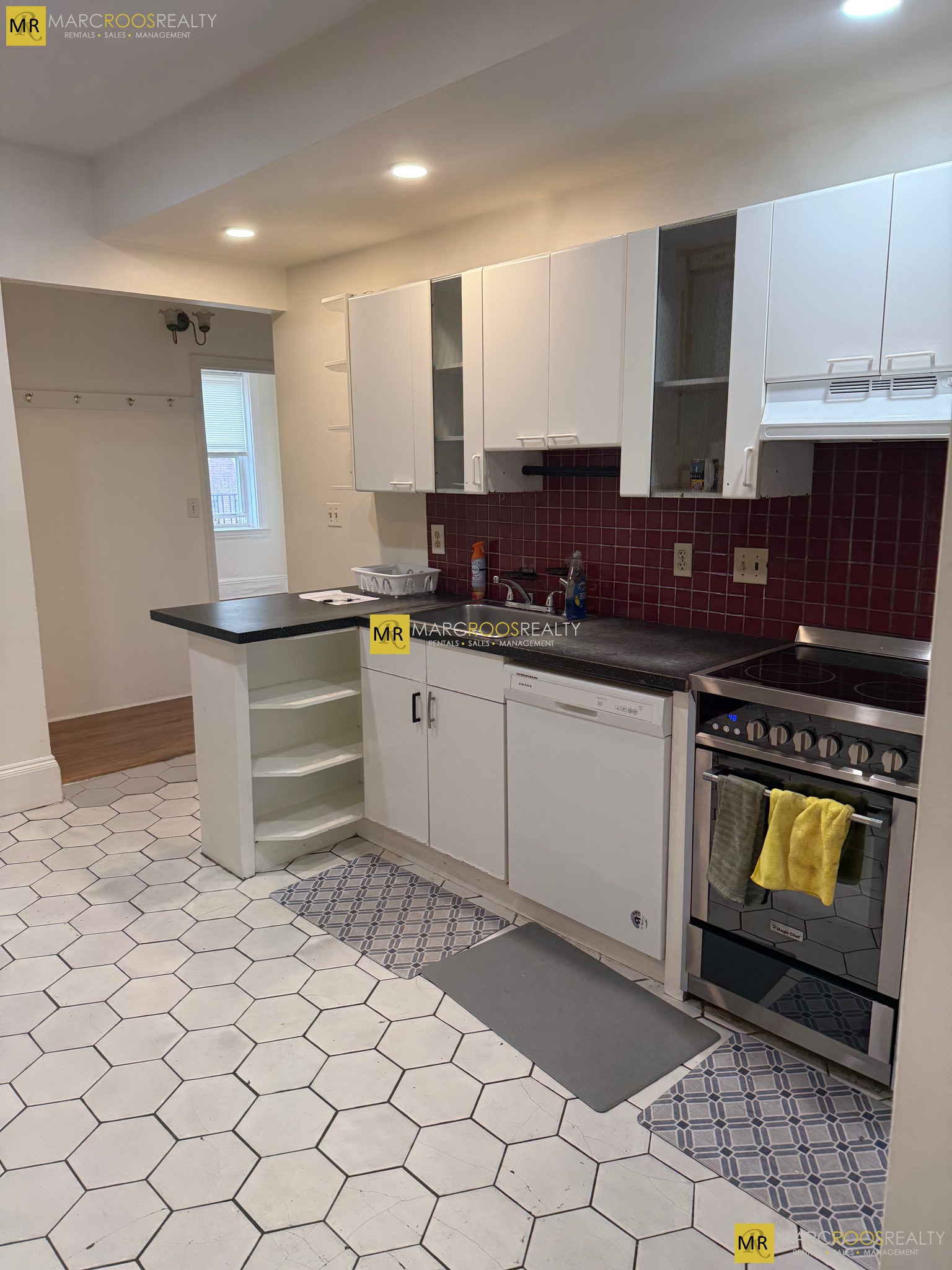 Photo 14 of Park Vale Ave. Unit 9