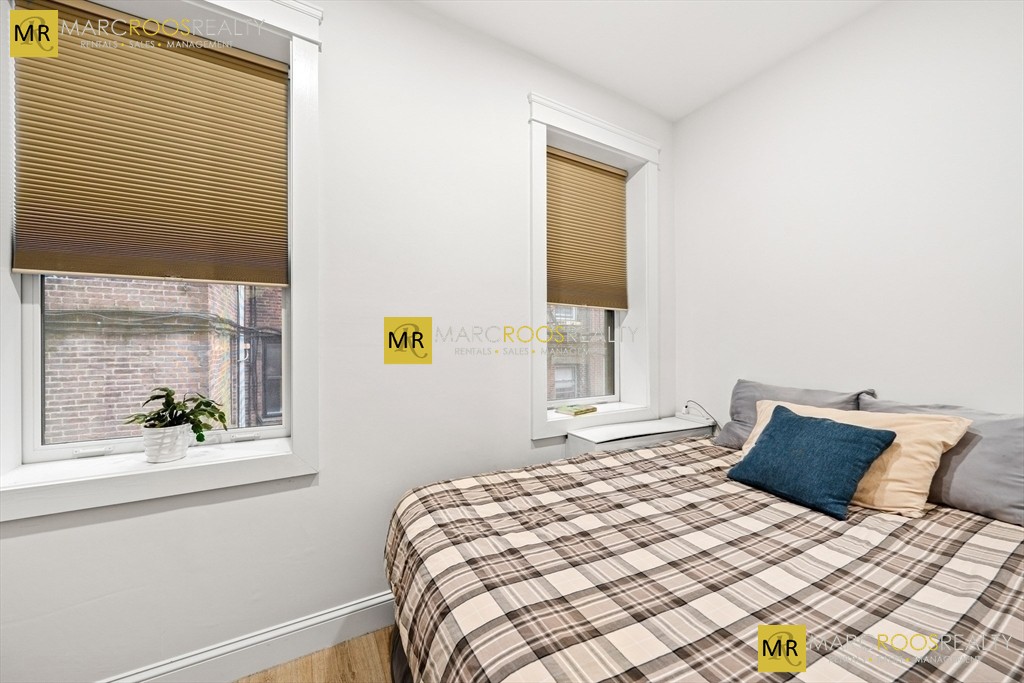 Photo 21 of Irving St. Unit 4