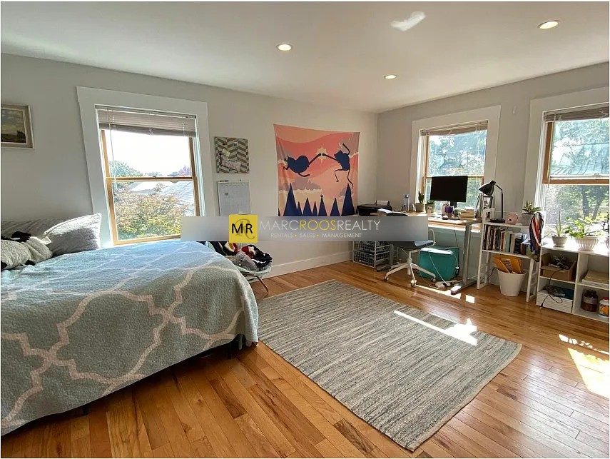 Photo 9 of Renfrew St. Unit 2