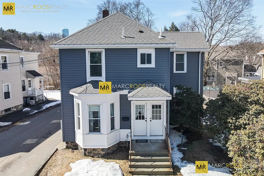 Pearl St. Unit B, Waltham