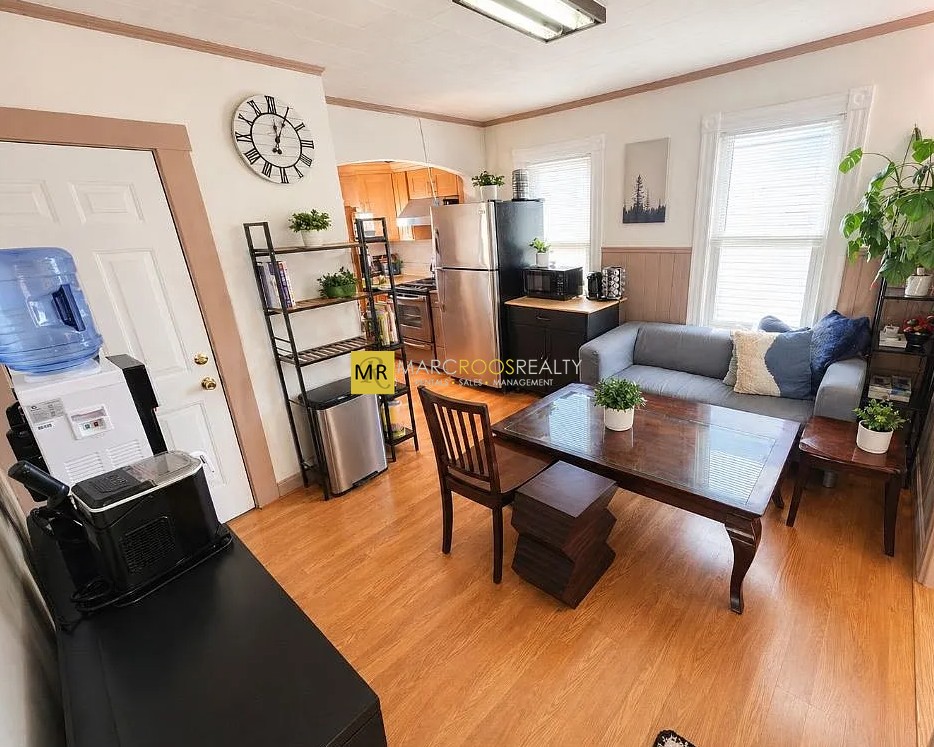 Photo 3 of Jefferson St. Unit 3