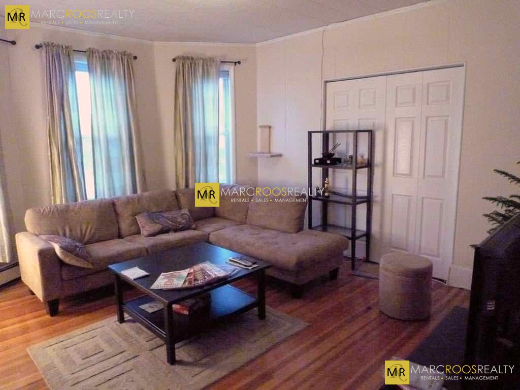 Photo 3 of Washington St. Unit 1