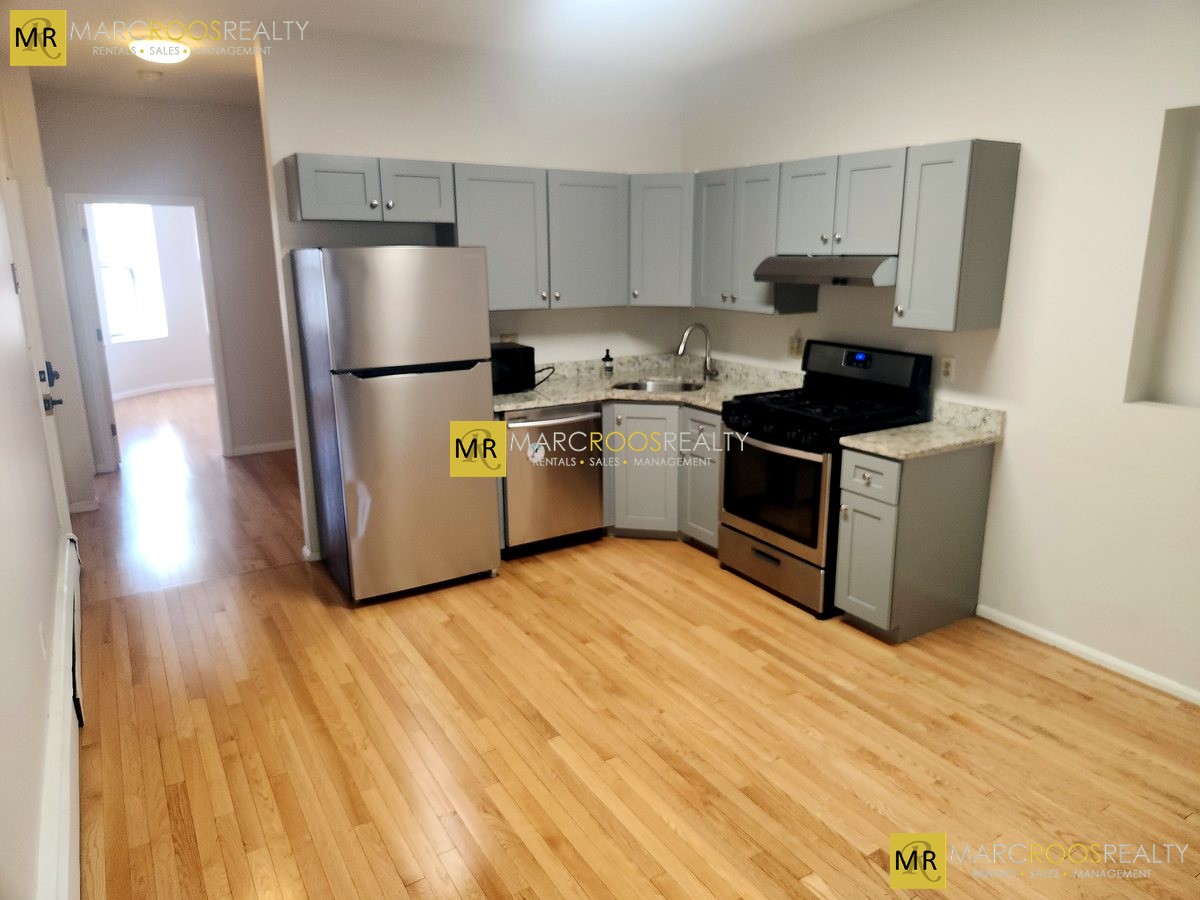 Washington St. Unit 3, Boston