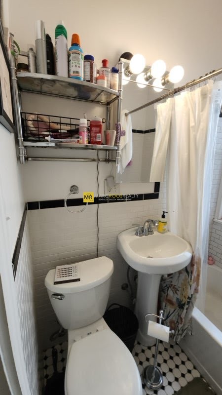 Photo 9 of Boylston St. Unit 6 [NO ADS]