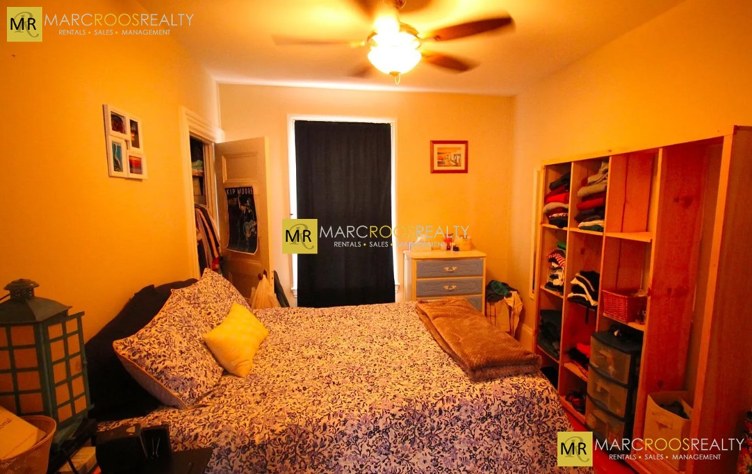 Photo 8 of 29 Montcalm Ave.
