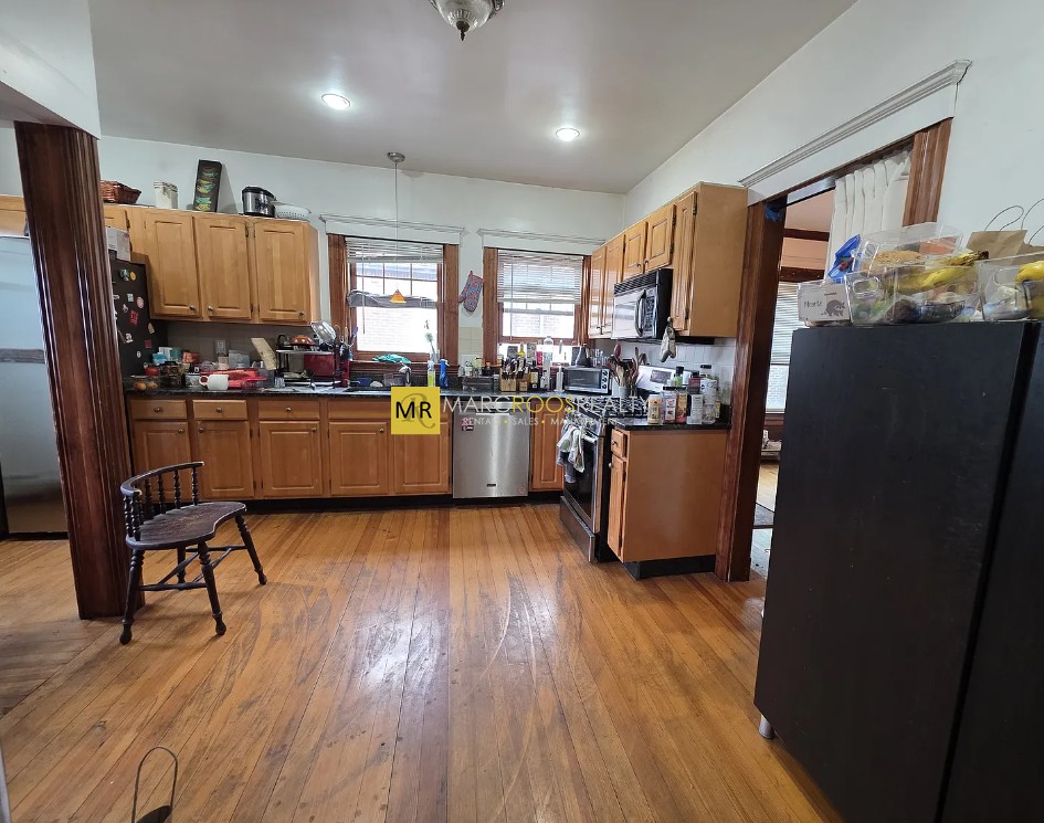 Photo 3 of Winchester St. Unit 2