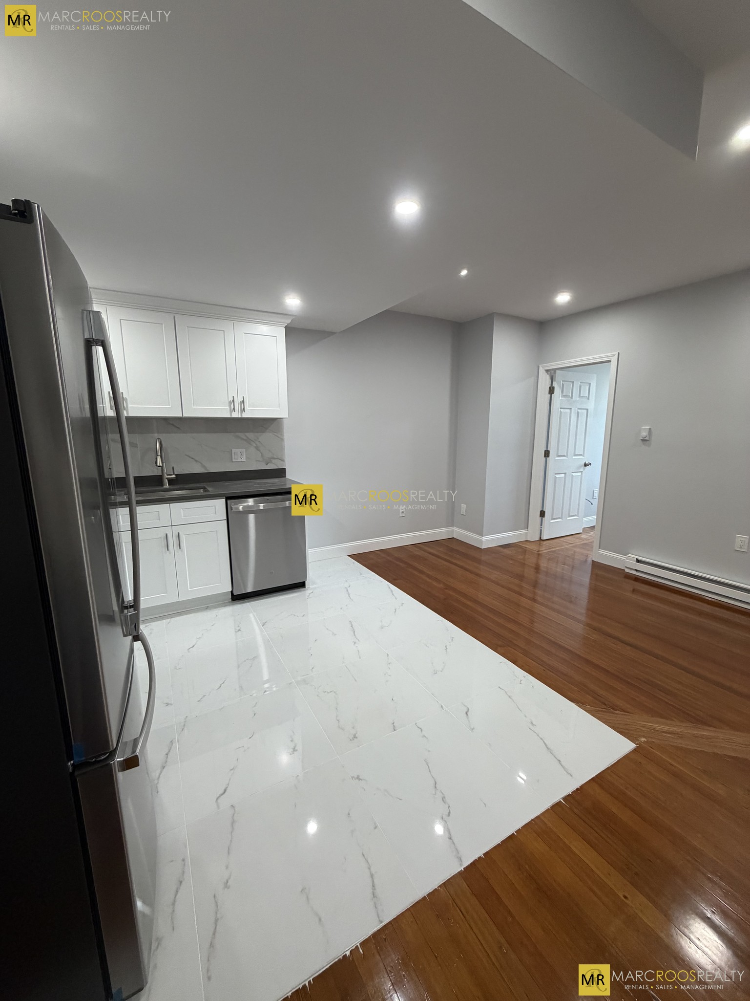 Photo 2 of Commonwealth Ave. Unit 6