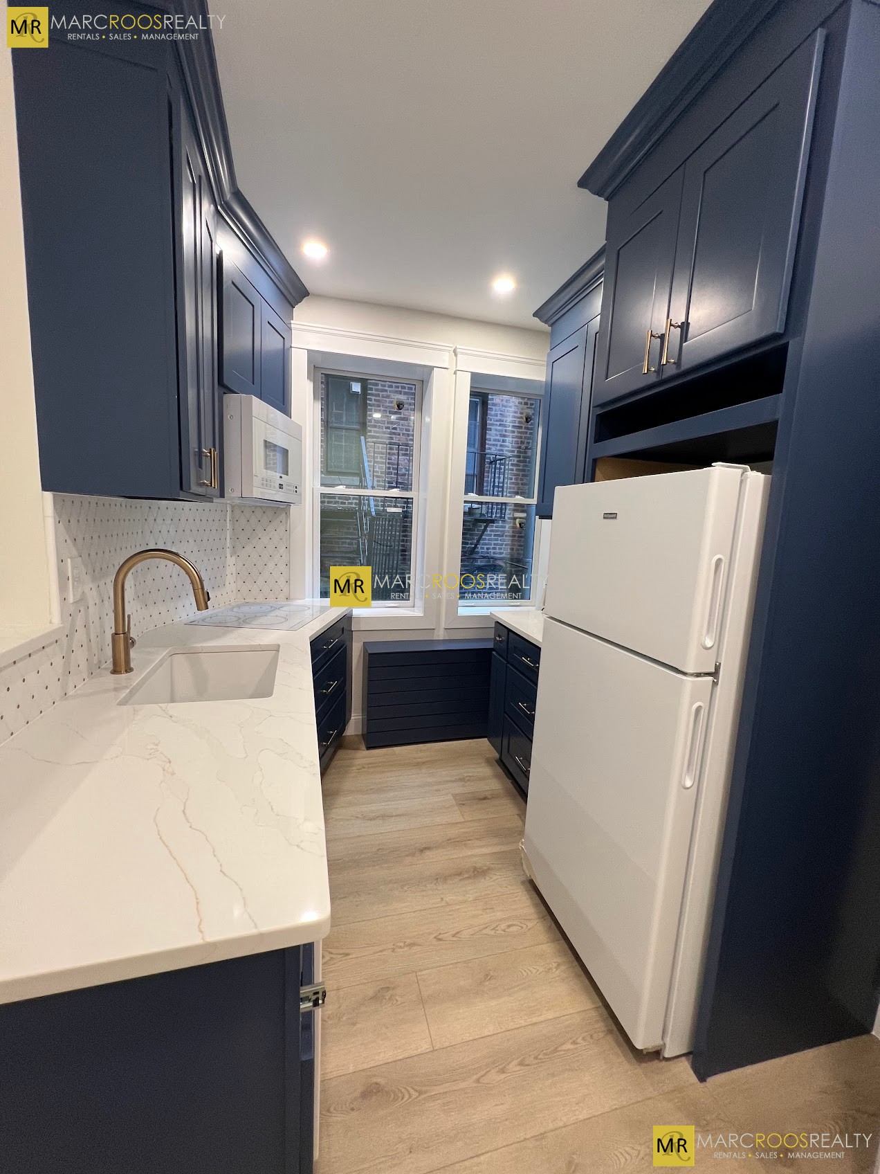 Photo 6 of Irving St. Unit 4