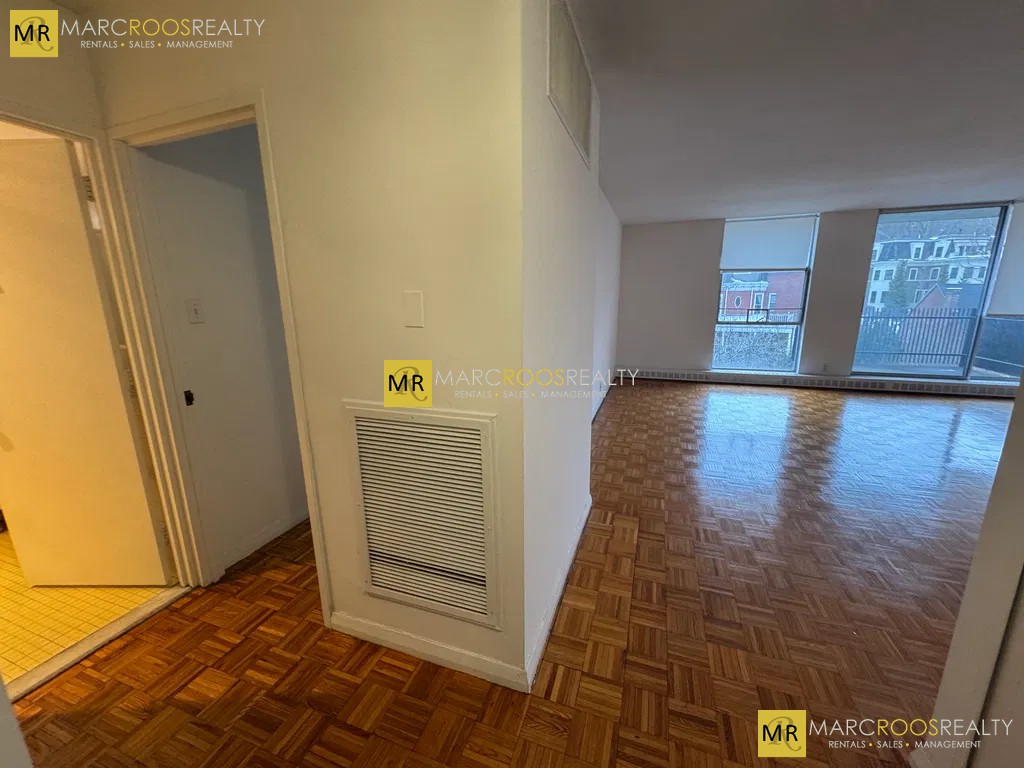 Gardner Rd. Unit 6D, Brookline