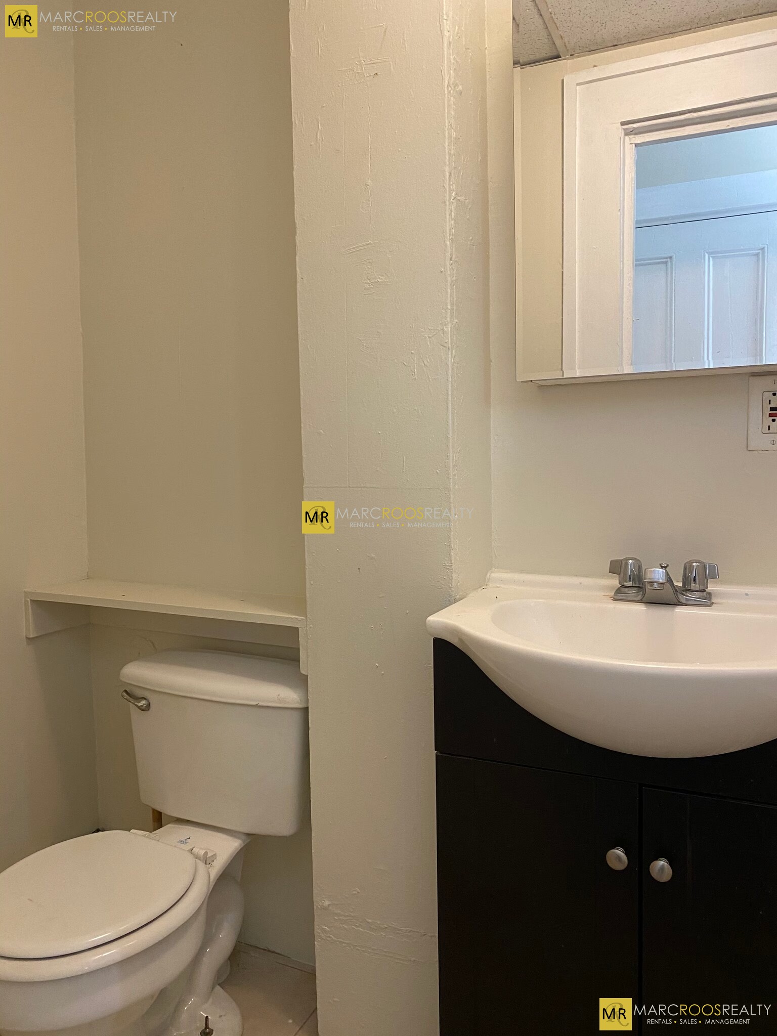 Photo 4 of Harvard St. Unit 1