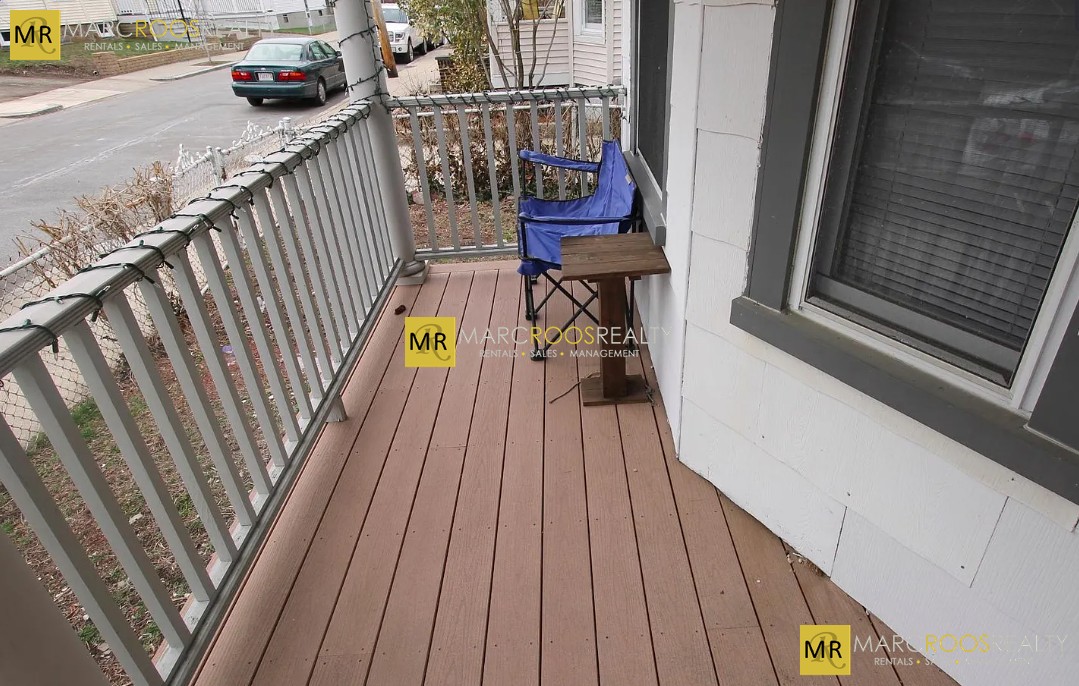 Photo 11 of 29 Montcalm Ave.