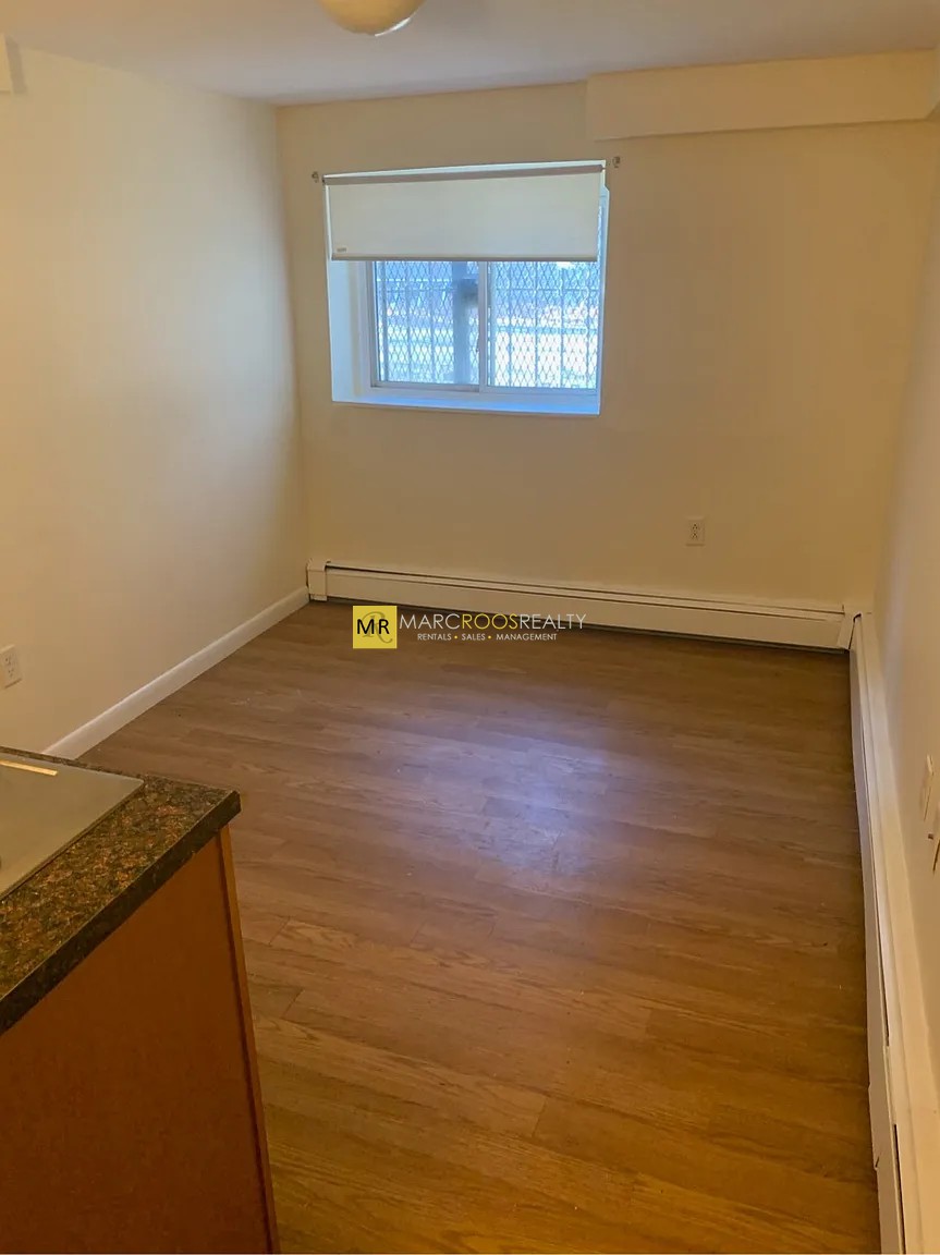 Photo 8 of South Huntington Unit 304