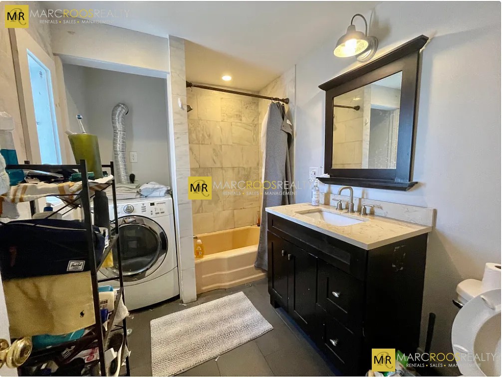 Photo 6 of Curtis Ave. Unit 2