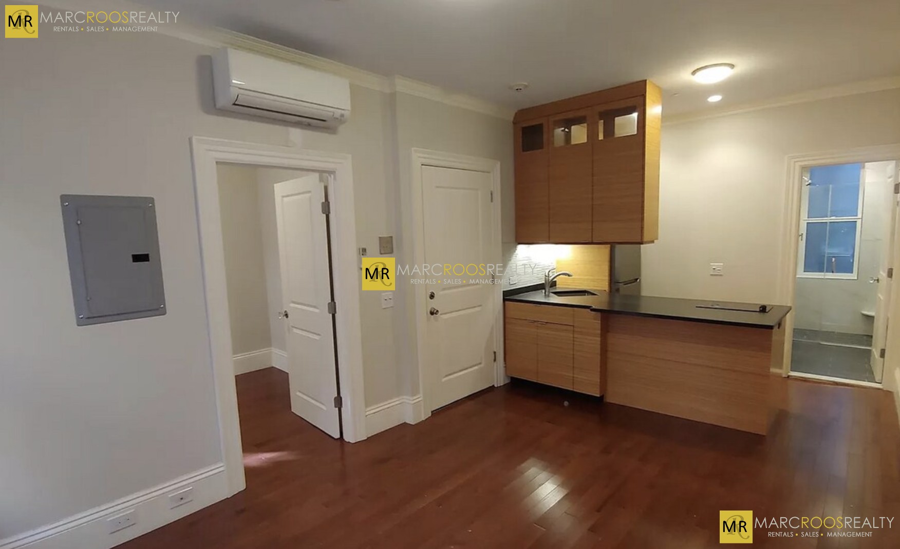 Photo 5 of 98 Myrtle St. Unit B