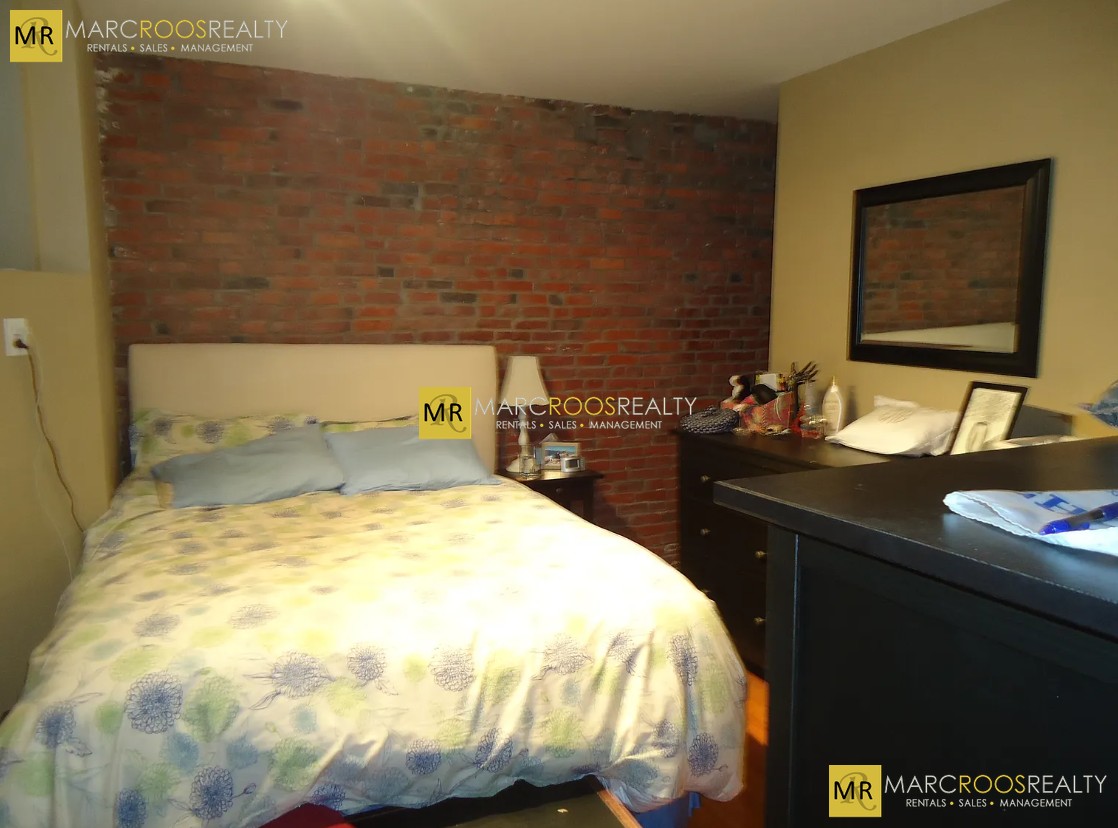 Photo 4 of 601 Tremont St. Unit 1