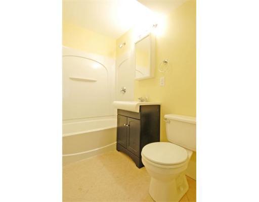 6 bed, 2 bath apartment for rent at 21 Parker Hill Ave Unit 3, Mission Hill — photo 34 of 46