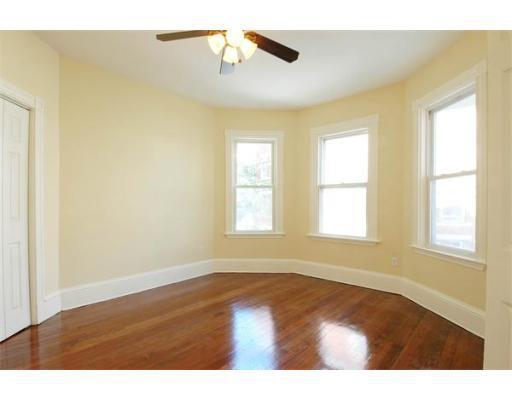 6 bed, 2 bath apartment for rent at 21 Parker Hill Ave Unit 3, Mission Hill — photo 38 of 46