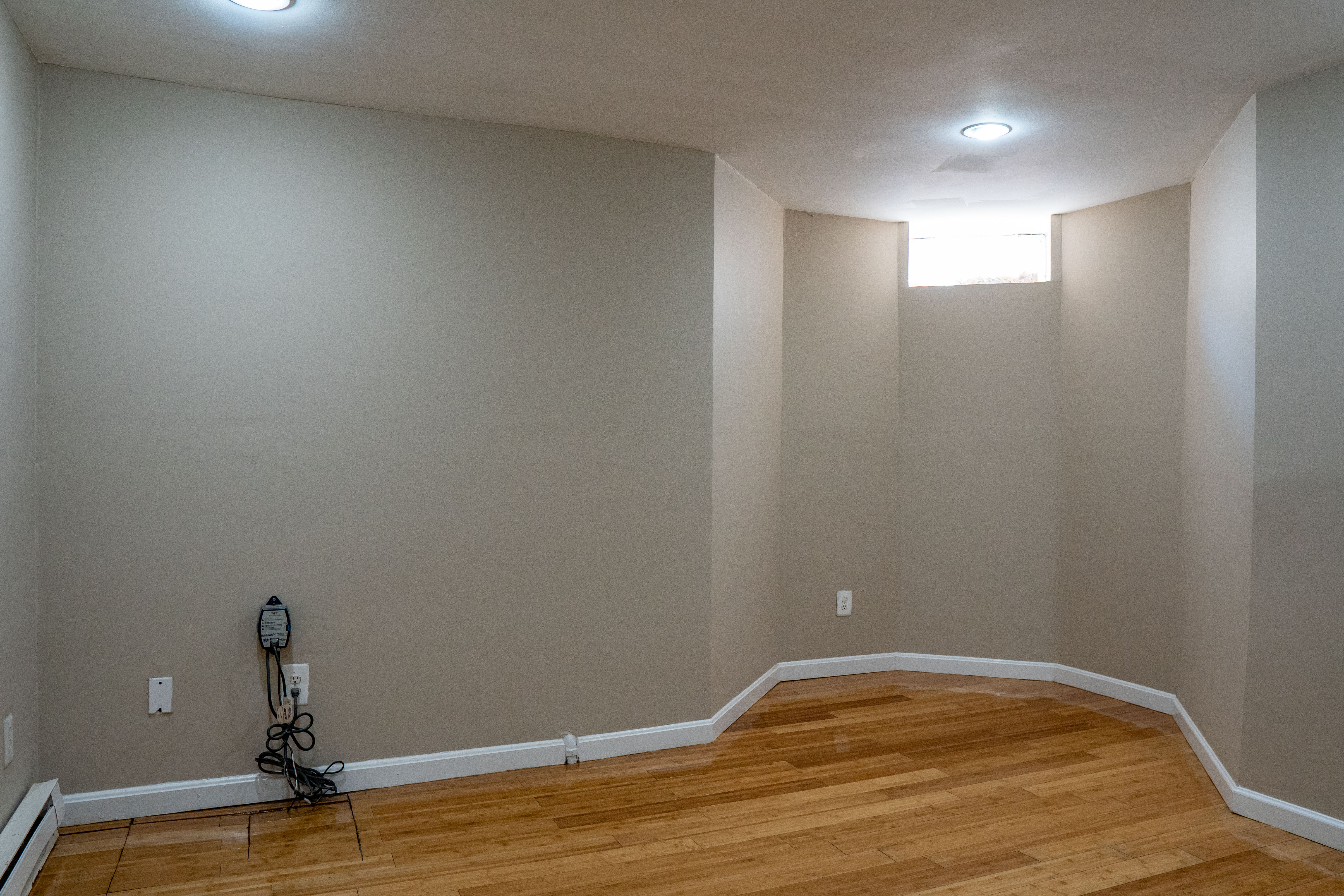 6 bed, 2 bath apartment for rent at 3 Parker Hill Ter Unit 1, Mission Hill — photo 36 of 43