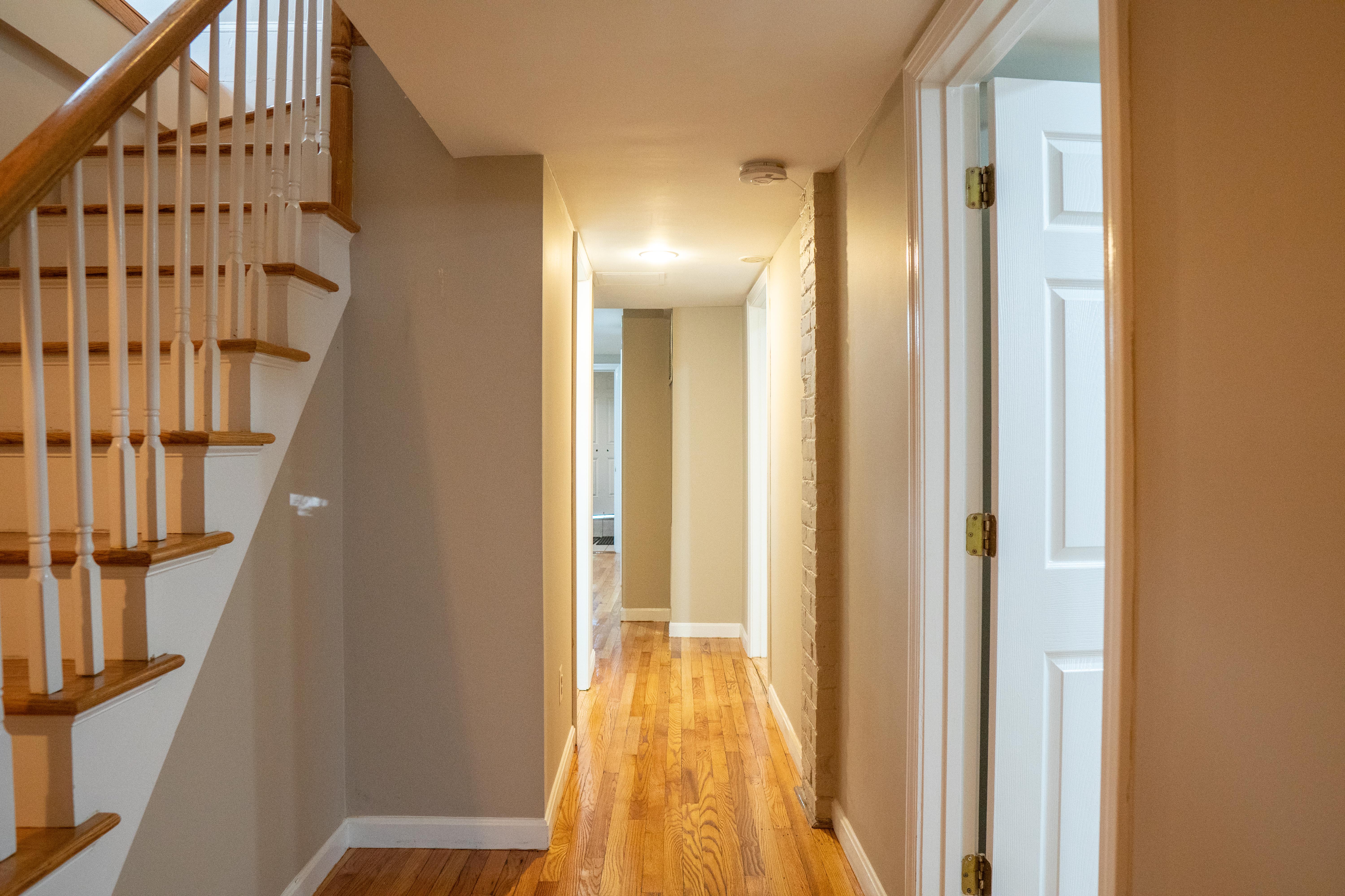 6 bed, 2 bath apartment for rent at 3 Parker Hill Ter Unit 1, Mission Hill — photo 41 of 43