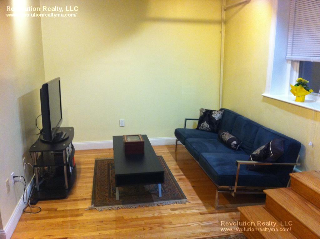 Photos of apartment on Colliston Rd.,Brookline MA 02135