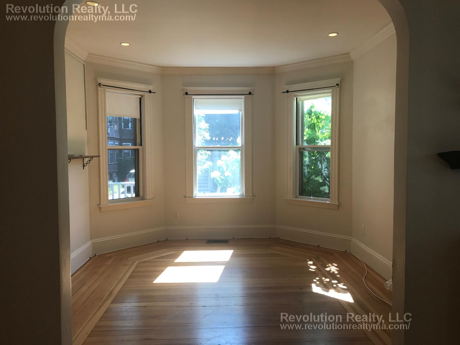 11 Granville Rd, West Cambridge