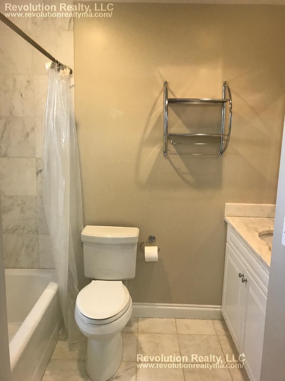 11 Granville Rd, West Cambridge