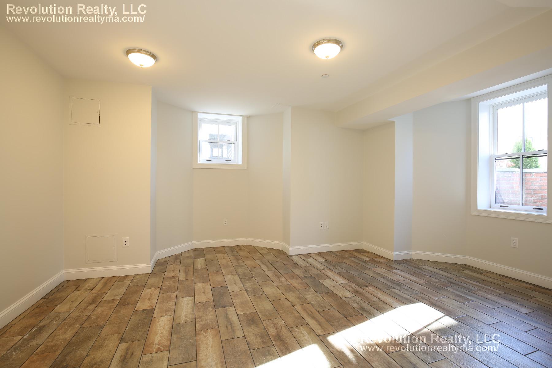 Photos of apartment on Lincoln Ave.,Somerville MA 